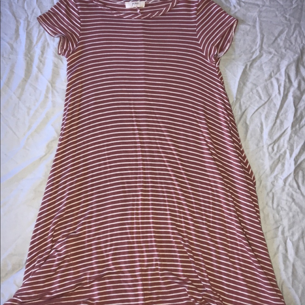 Dress - Picture 3 of 3